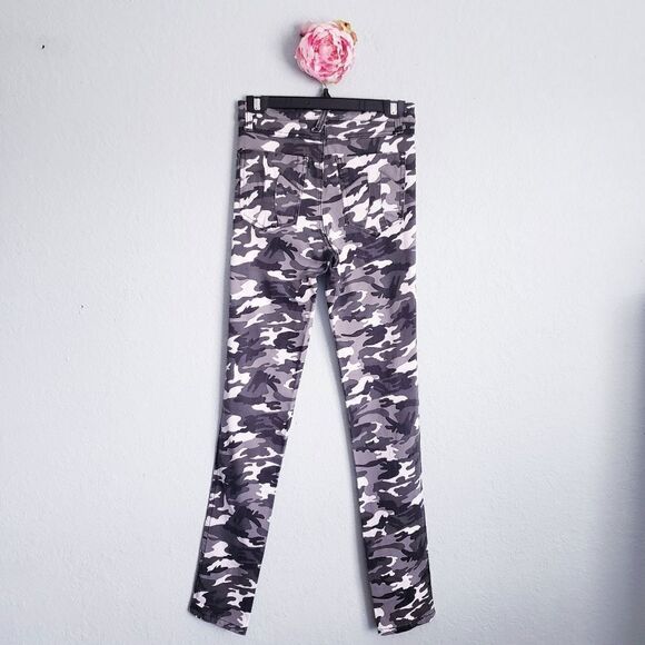 Tripp NYC Black‎ and White Camo Skinny Jeans - Picture 6 of 6